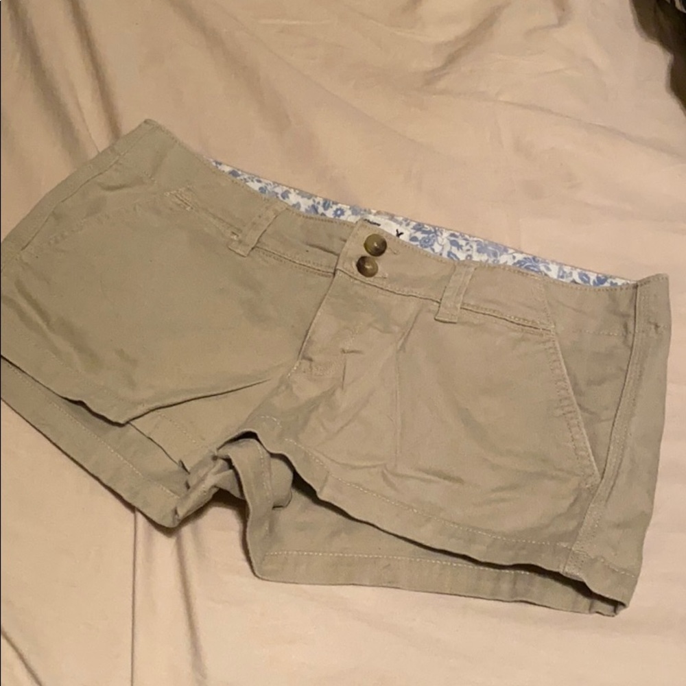American eagle khaki shorts